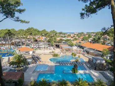 Baignade sur place et lac proche