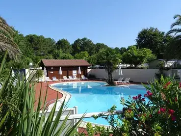 Baignade sur place et lac proche