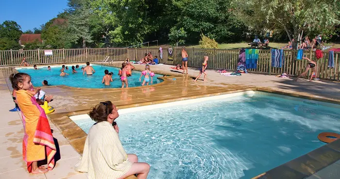 Piscine et pataugeoire pour l'été
