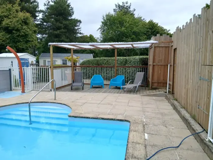 Une piscine chauffée pour l'été