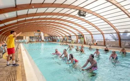 Baignade couverte et parc aquatique