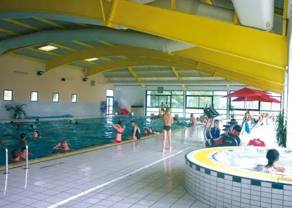 Piscines et rivière à deux pas