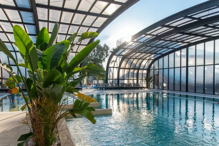 Un parc aquatique chauffé toute la saison