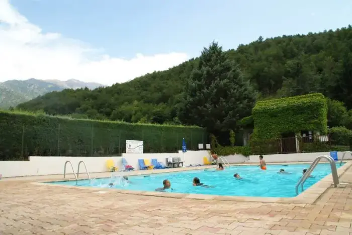 Une baignade chauffée face au Canigou
