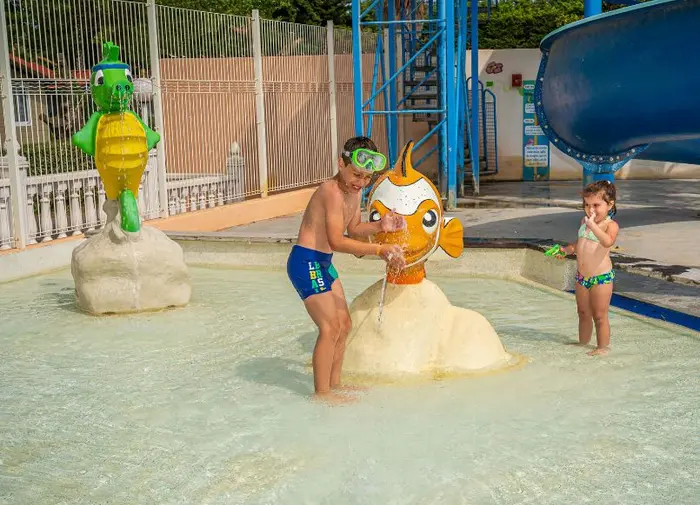 Baignade et glisse à deux pas