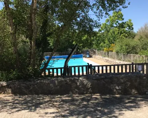 Une piscine simple pour l'été