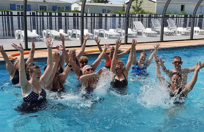 Une piscine couverte pour la belle saison
