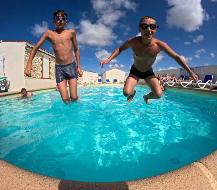 Piscine de plein air et pataugeoire