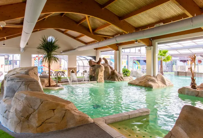 Un parc aquatique chauffé très complet