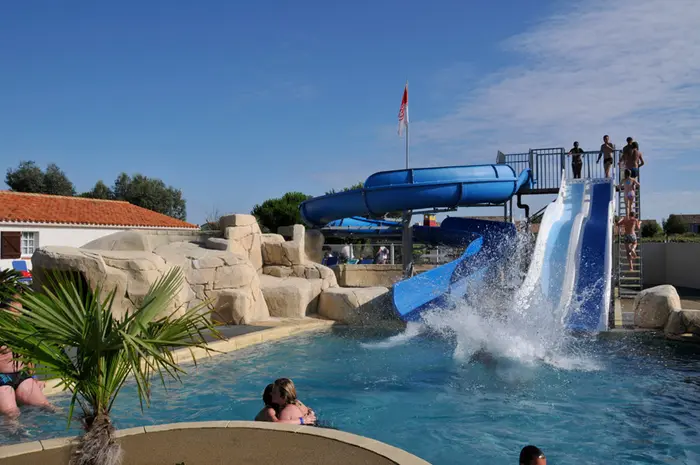 Un parc aquatique chauffé et varié