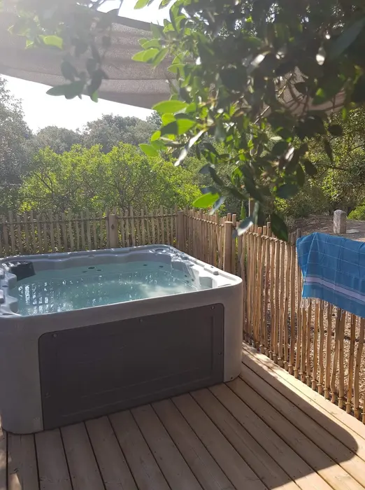 Deux bassins et un lagon-plage