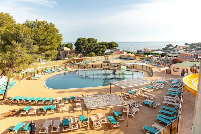 Un parc aquatique entre glisse et détente