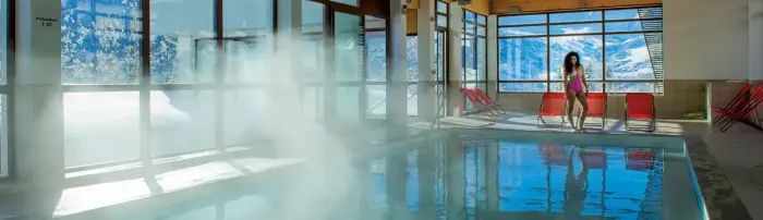 Une piscine couverte pour toutes saisons