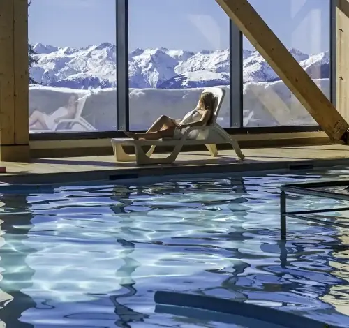 Une piscine couverte pour toutes saisons