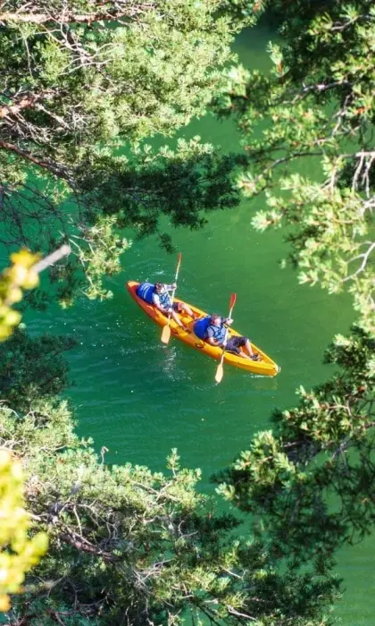 Piscine chauffée et rivière toute proche