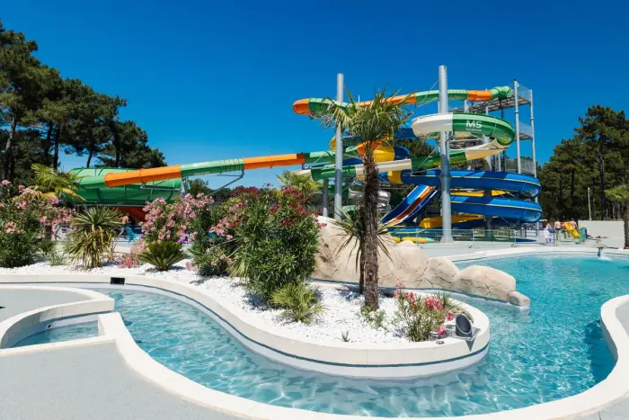 Un parc aquatique chauffé très complet