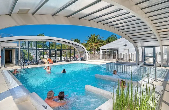 Deux piscines chauffées pour varier les baignades
