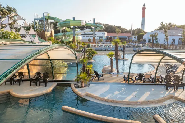 Un espace détente avec hammam