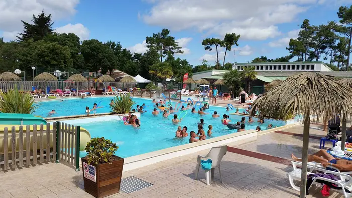 Détente aquatique et bain à remous