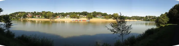 Lac et plages de la côte basque