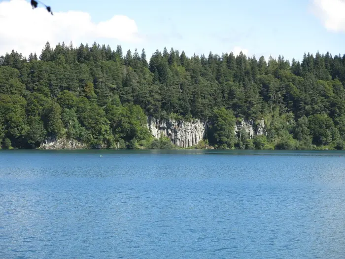 Deux lacs pour baignade et détente