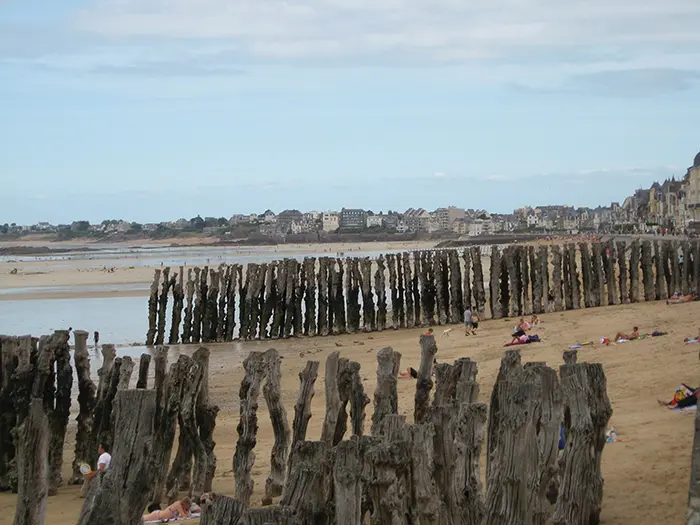 Des plages proches sur la côte d'Émeraude