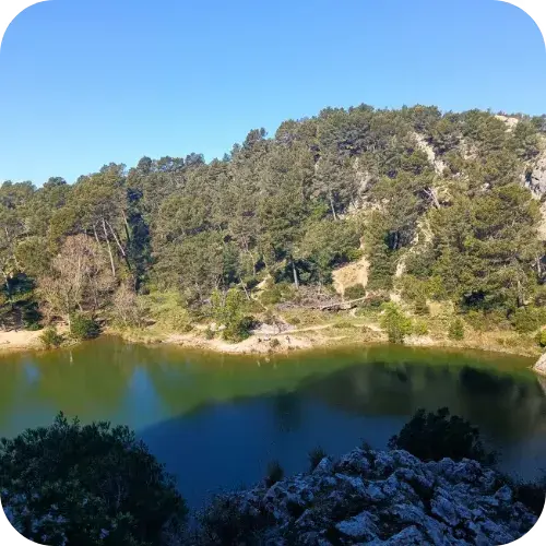 Lacs et plages naturelles autour du camping