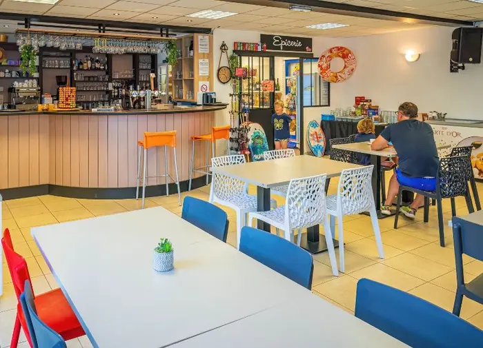 Repas sur place et dépannage