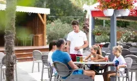 De quoi manger sur place facilement