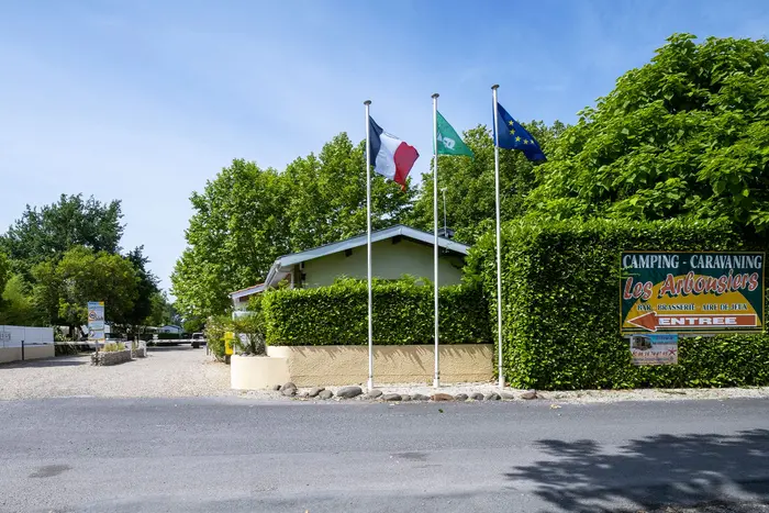 Brasserie, épicerie et dépannage sur place