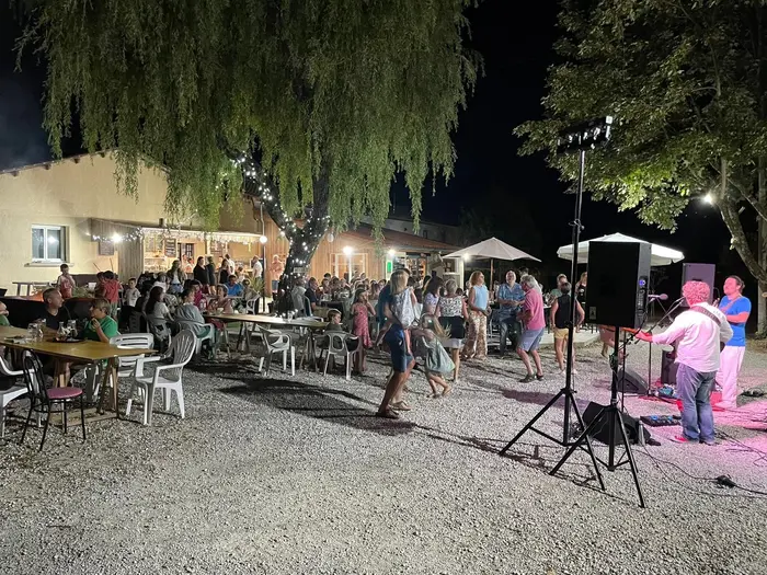 Des repas sur place au fil du séjour