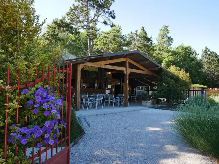 Restauration simple au cœur du séjour