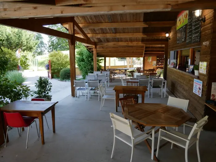Restauration simple au cœur du séjour