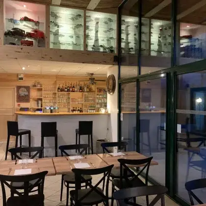 Des repas et courses sur place
