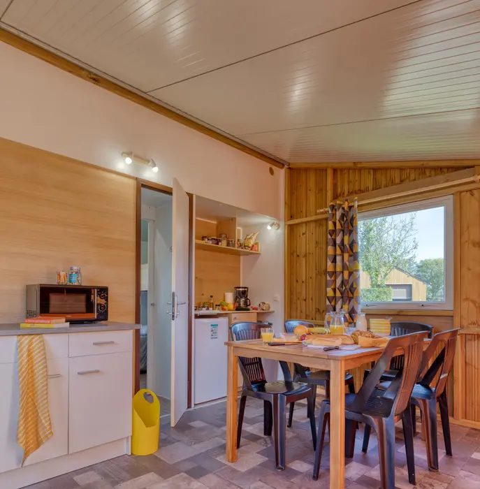 Des repas et courses sur place