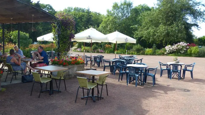 Restaurant de campagne et dépannage sur place