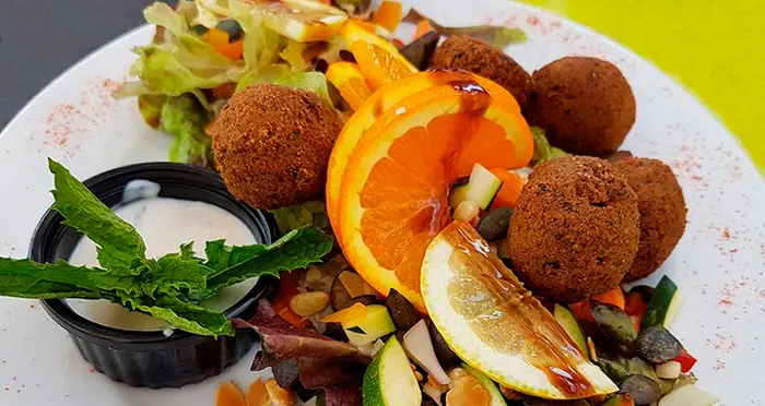 Des repas sur place au fil du séjour