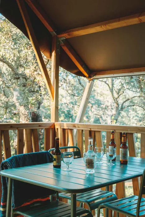 Bar, pizzeria et repas sur place
