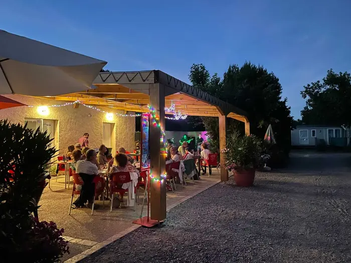 Snack, bar et courses du quotidien