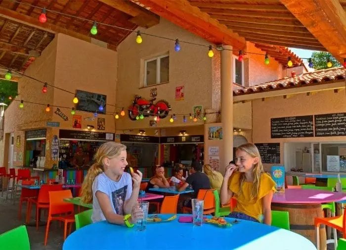 Bar et snack pour les pauses