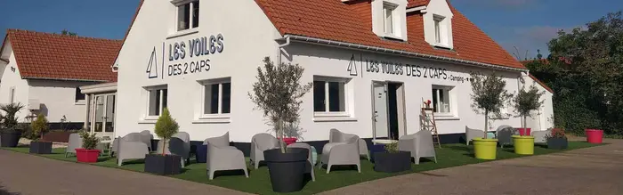 Bar, snack et courses sur place