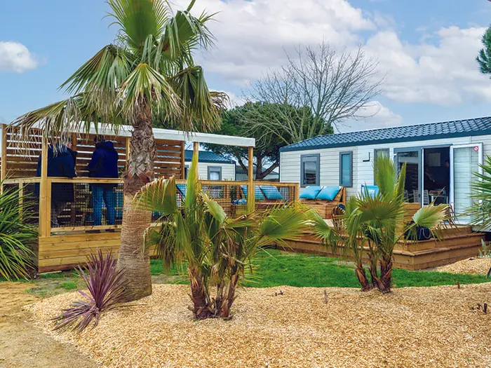 Restaurant, snack et courses sur place