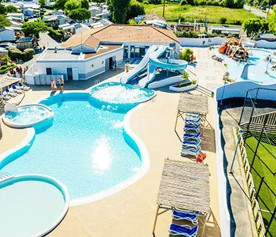 Restaurant, snack et courses sur place