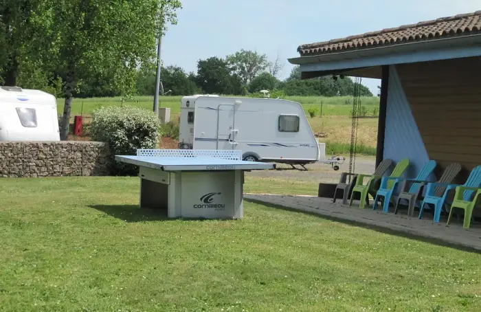 Bar et épicerie pour l'essentiel