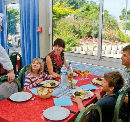 Des repas sur place au quotidien