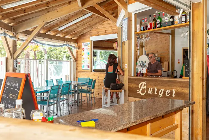 Restaurant, bar et formules sur place