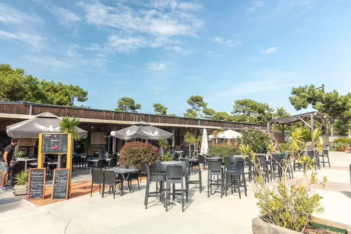 Pause gourmande entre bar et restaurant