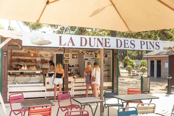 Pause gourmande entre bar et restaurant
