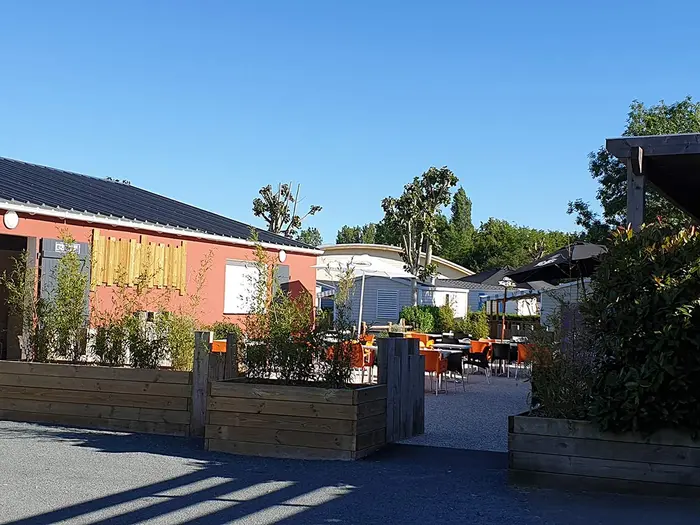 Bar, restaurant et snack en saison