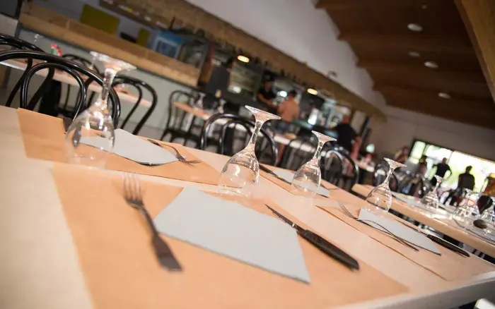 Bar, restaurant et snack en saison